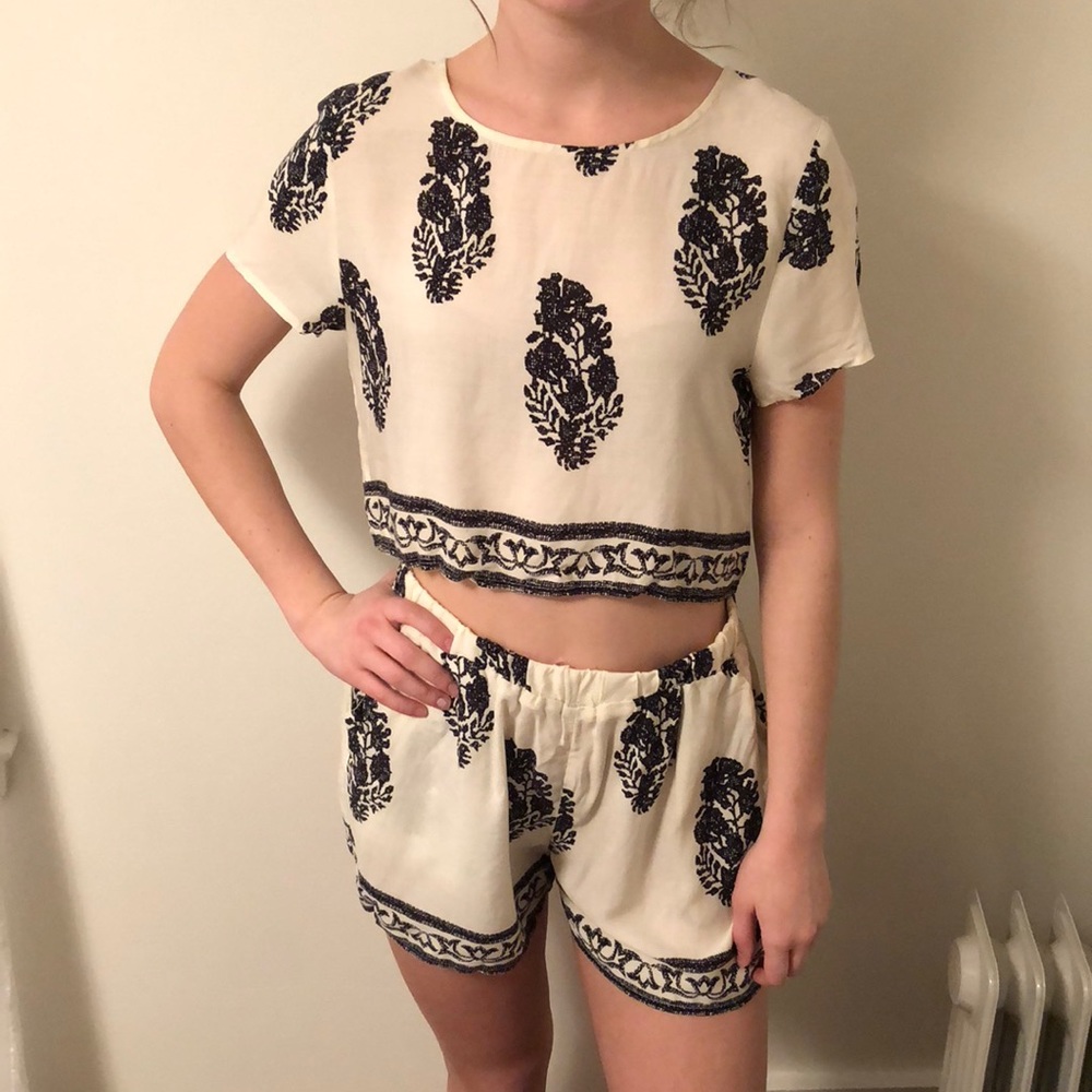 Two Piece Set